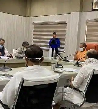 लॉकडाउन 4.0 यूपी गाइडलाइंस : सैलून से लेकर मिठाई की दुकान खोलने पर जानें मंत्रियों ने सीएम योगी को क्या दिए सुझाव